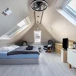 Uhse Ferienwohnung Delux Mit Loft Apartment *